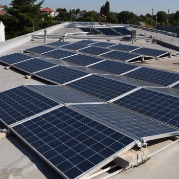 Photovoltaikanlage Lager- und Werkstättengebäude / Sonnenstromspeicherung